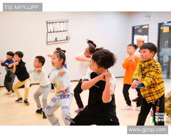 运动数据南京街舞队的阵地战揭秘探索街舞文化的深度与魅力